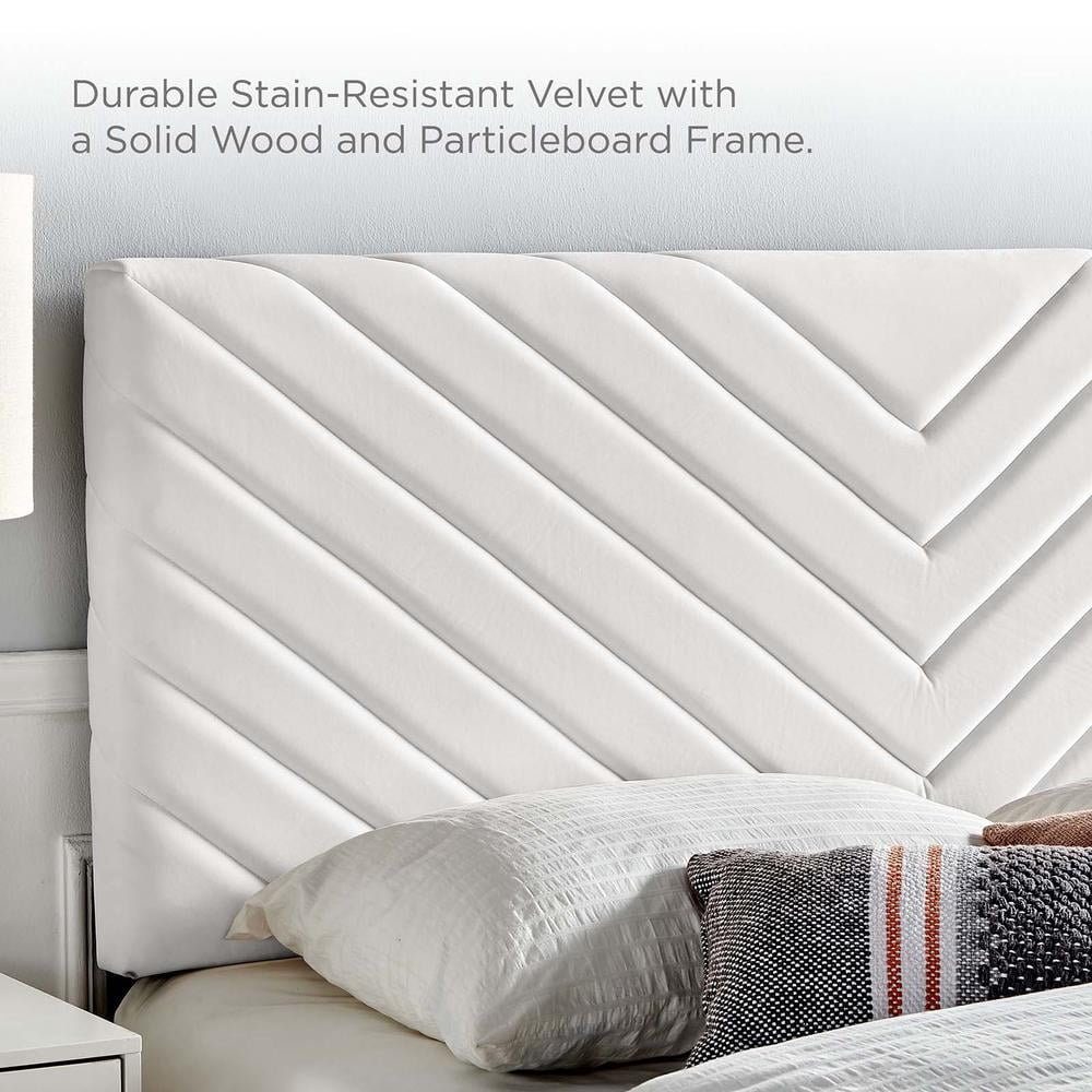Roxanne Performance Velvet Queen Platform Bed-MOD-6285