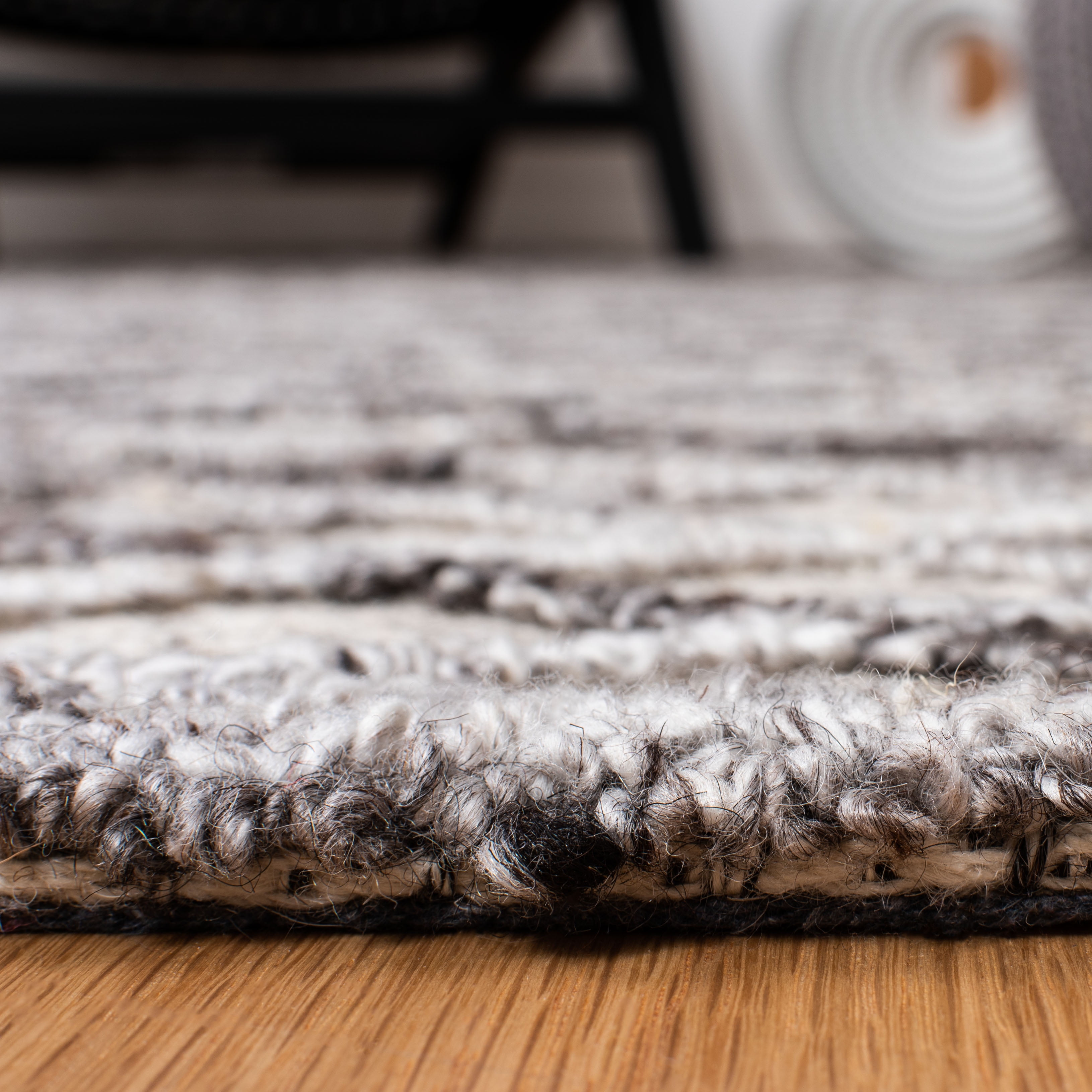 SAFAVIEH Trace Ilarion Geometric Runner Rug, Grey/Ivory, 2'3" x 8'