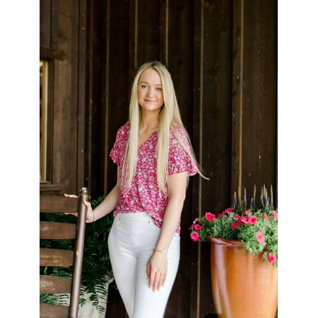 The Pioneer Woman V-Front Top With Ruffle Sleeve