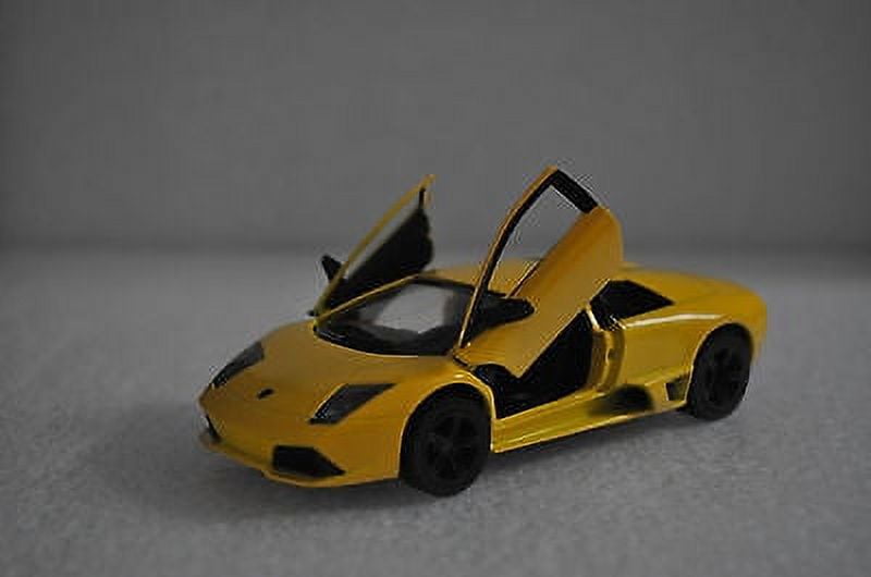 Kinsmart Pagani Huayra BC 2016 Modellauto 1:38 – Gelb, Mit öffnenden Türen, Die-Cast Metall