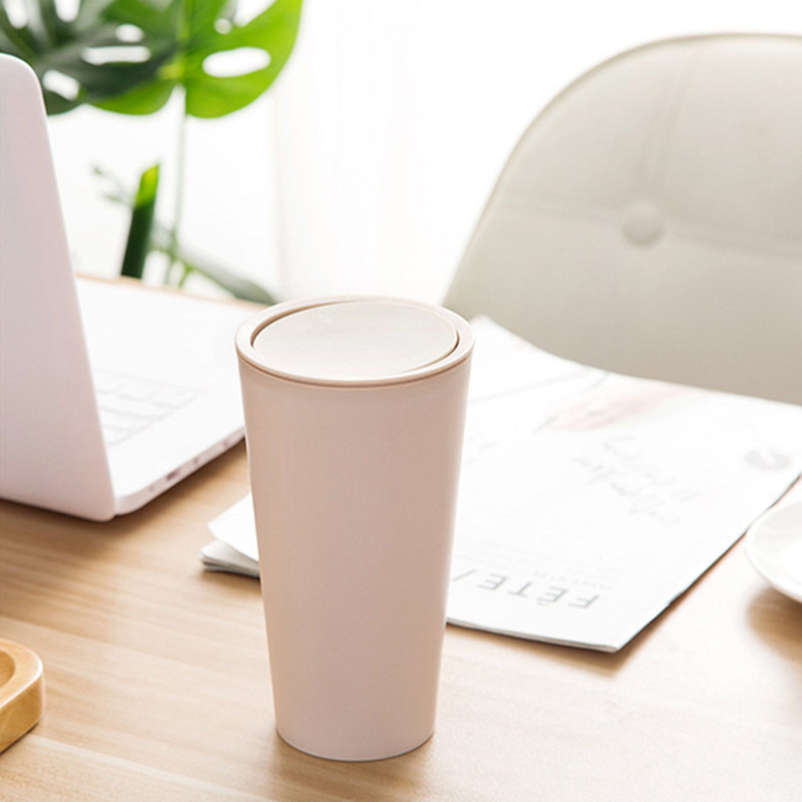 Small Desktop Trash Can Stain Proof No Odor Garbage Can for Home Room