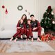 thumbnail image 1 of Conjunto familiar combinado de pantalones de manga larga a cuadros rojos y negros con estampado de astas navideñas, 1 of 5