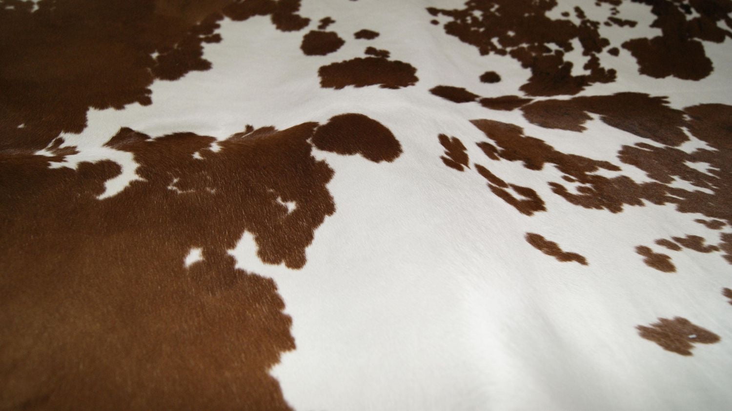 Tapis En Peau De Veau H-Natural