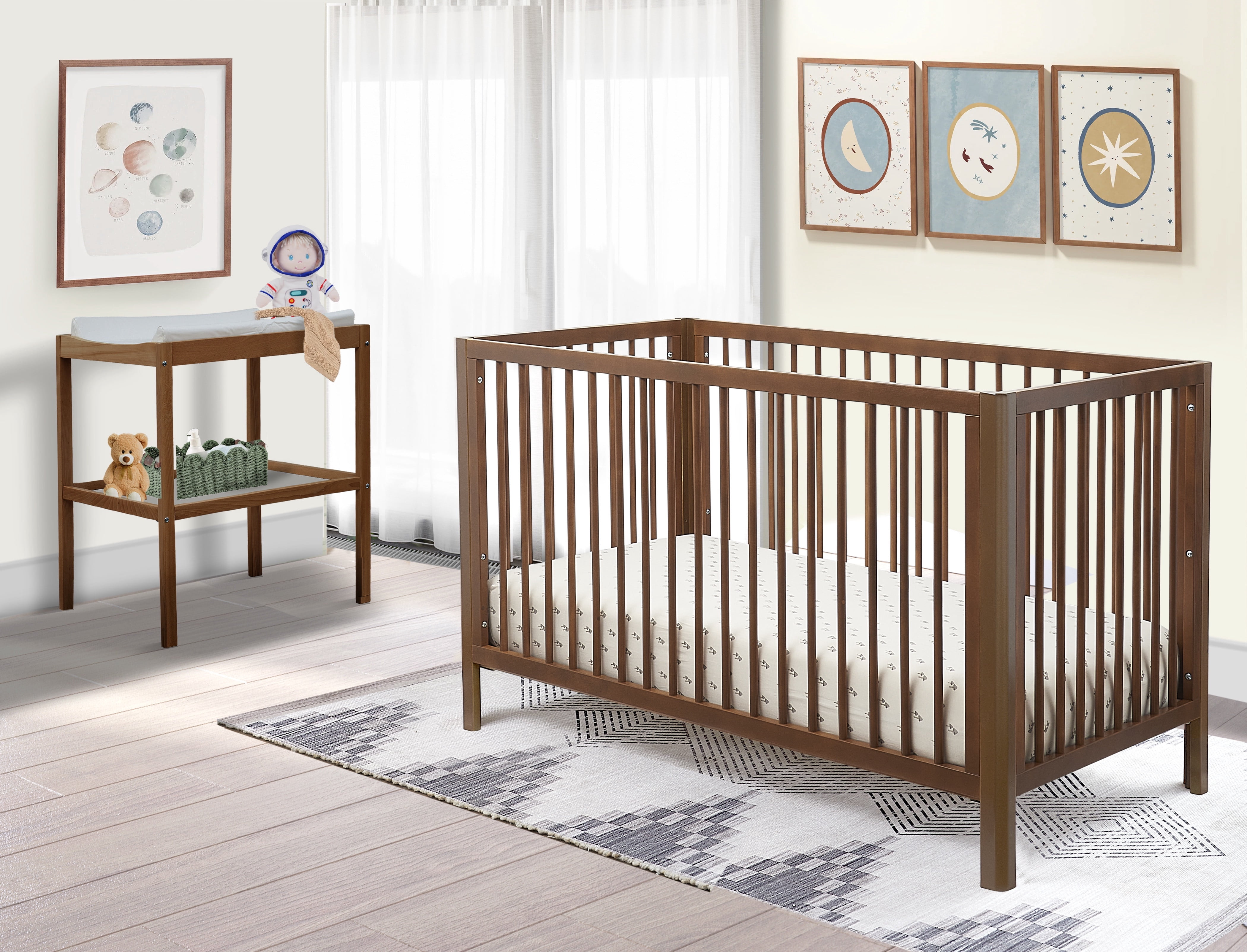 Sorelle Happy Lux 3-in-1 Crib