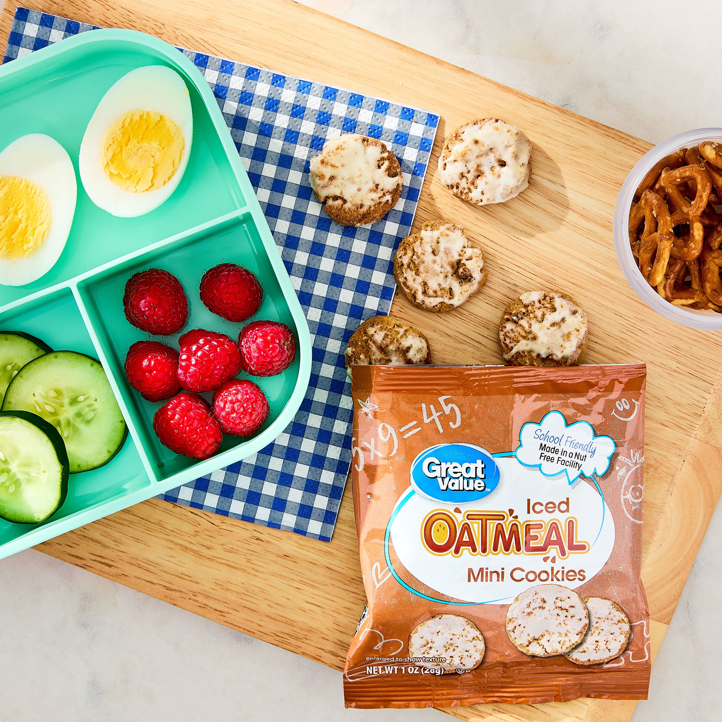 Great Value Mini Iced Oatmeal Cookies, 1 oz, 10 Snack Packs