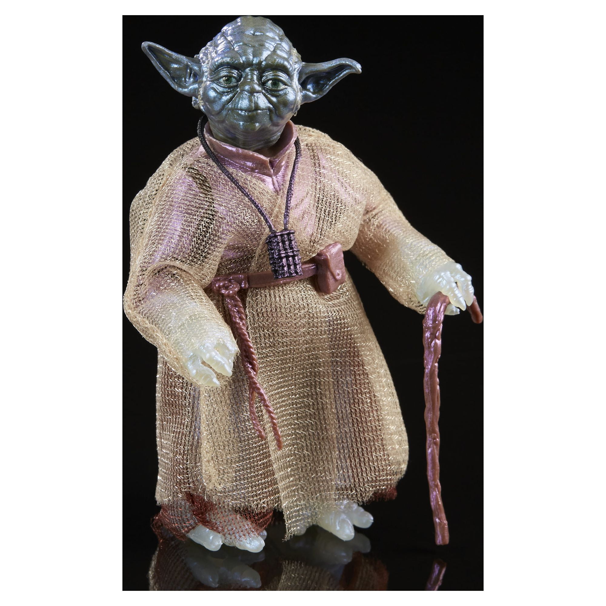 Star Wars: The Black Series Yoda Kids Toy Action Figure for Boys and Girls (7”)