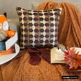 thumbnail image 1 of Funda de cojín decorativa de otoño, color naranja, 35 x 35 cm (14 x 14 pulgadas), con corte de terciopelo, geométrica, color burdeos, estilo geométrico moderno - Formas naranjas, 1 of 8