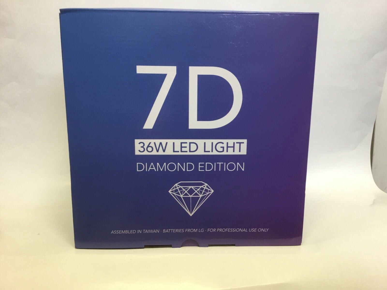 La Palm 6" Gel II 7D Diamond Edition Cordless Rechargeable Table Lamp