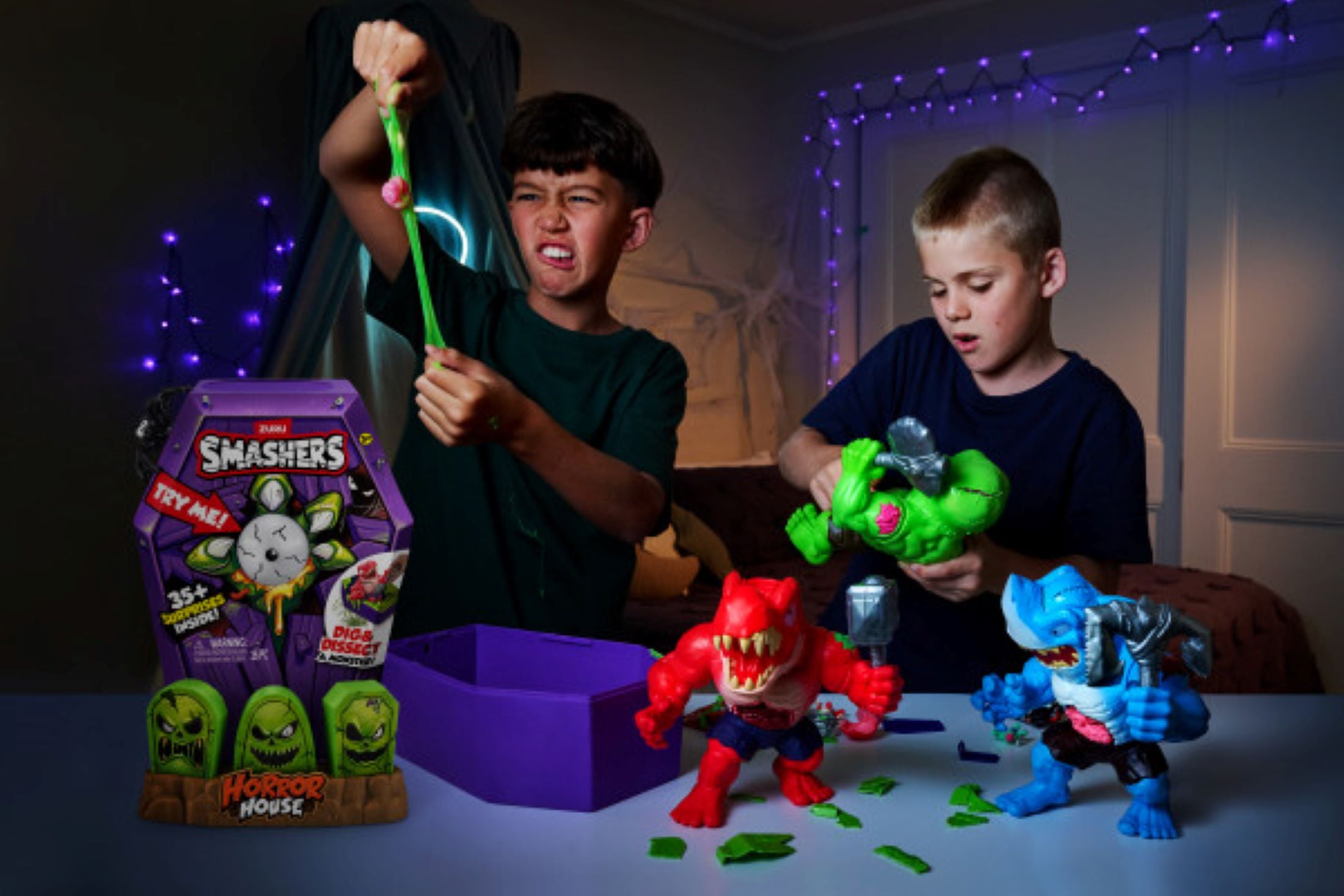 Smashers Mega Horror House, Surprise Unboxing, Interactive Novelty Collectable Toy for Kids by ZURU