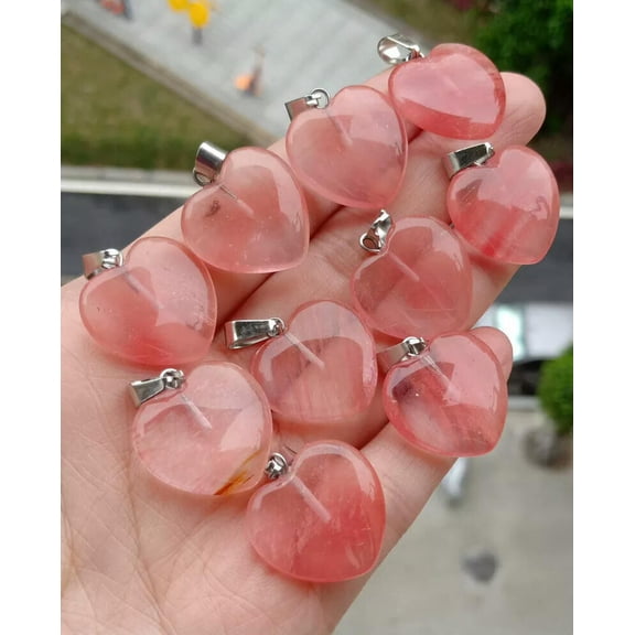 QQTDFG 10pcs Cherry Quartz Gems stone Heart Pendants Chakra Reiki Healing Amulet-default