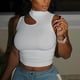 thumbnail image 2 of Moda mujer cuello alto blusa sin mangas camiseta verano sólido hombro frío Tops Fridja  qr1265, 2 of 9