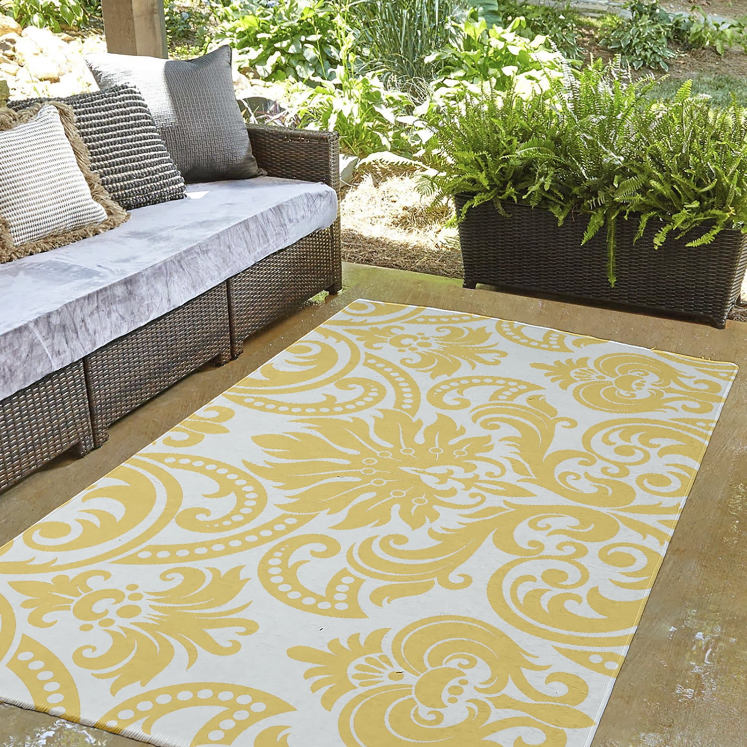 3' x 5' Simply Daisy Alexys French Country Chenille Area Rug, Yellow