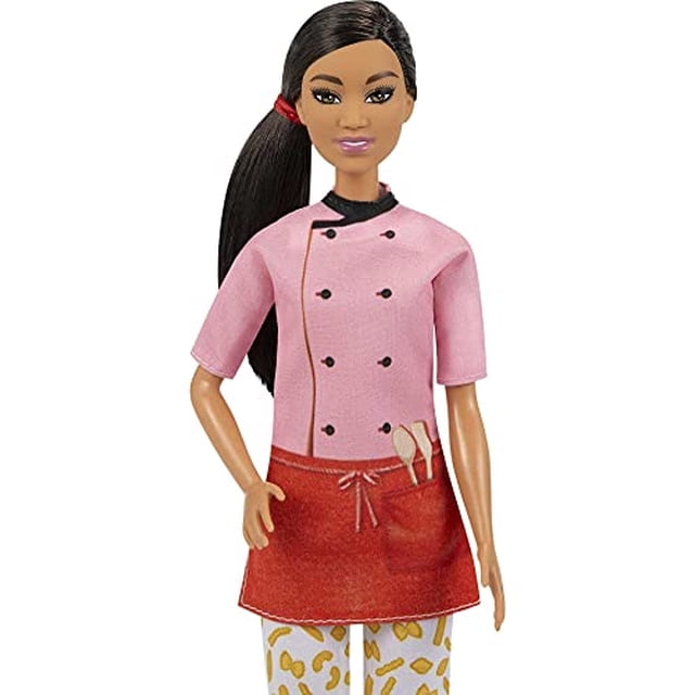 Muñeca Barbie Chef de Pasta Morena 12 in con Colorido Chef Top Pantalones con Estampado de Macarrones Sombrero de Chef Olla de Pasta y Accesorios
