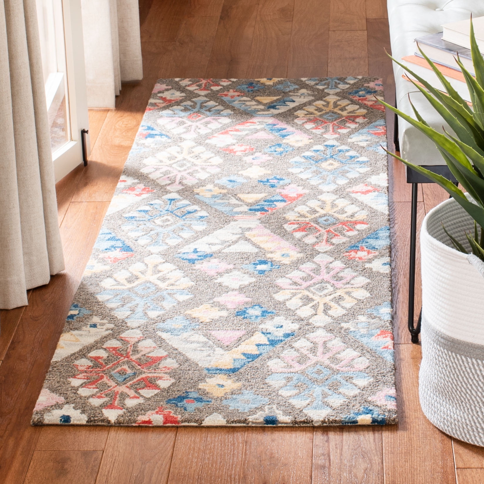 SAFAVIEH Micro-Loop Jasmyn Diamond Runner Rug, Grey/Blue, 2'3" x 7'