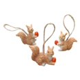 thumbnail image 2 of Juego de 3 figuras de ardilla con cuerda para colgar, decoración exterior resistente a la intemperie para cercas, salas de estar, balcones y jardines., 2 of 9