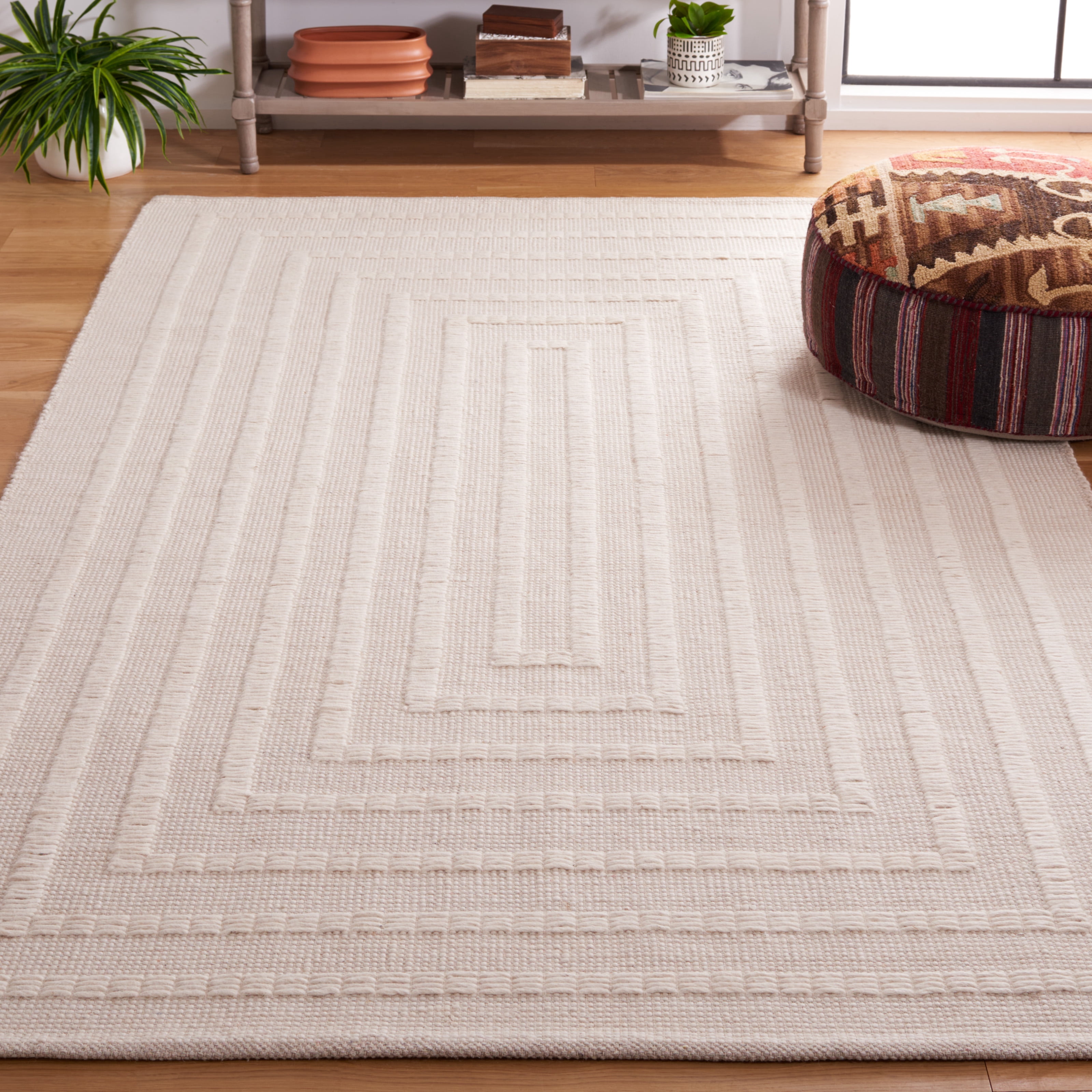 SAFAVIEH Natura Allen Bordered Area Rug, Ivory/Beige, 6' x 9'