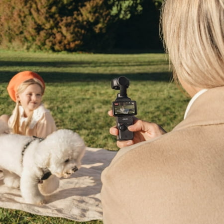 DJI - Osmo Pocket 3 3-Axis Stabilized 4K Handheld Camera with Rotatable Touchscreen - Gray