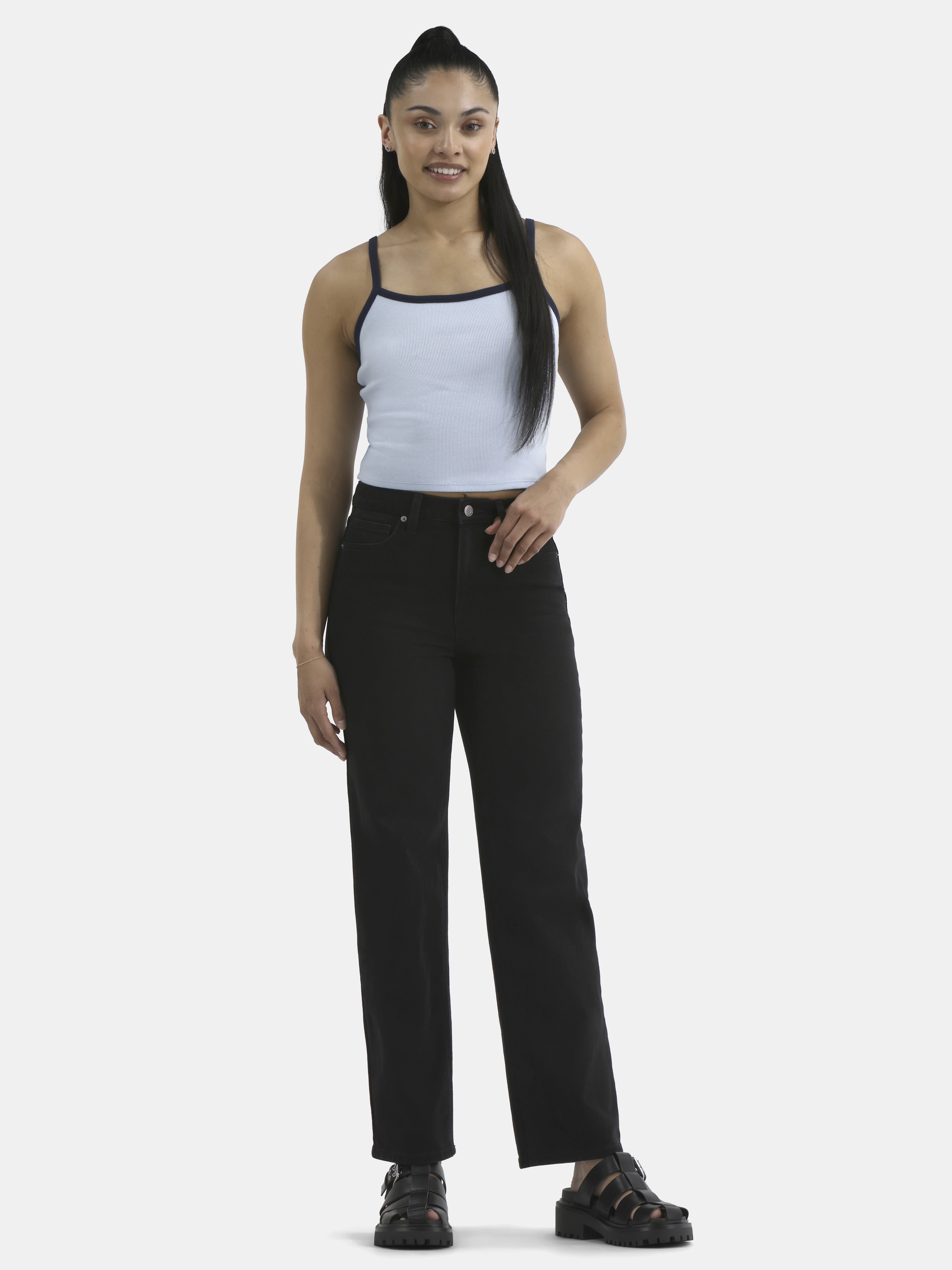 No Boundaries Women's Plus High-Rise Straight Leg Jeans, 30” and 32" Inseam, Sizes 00-24W