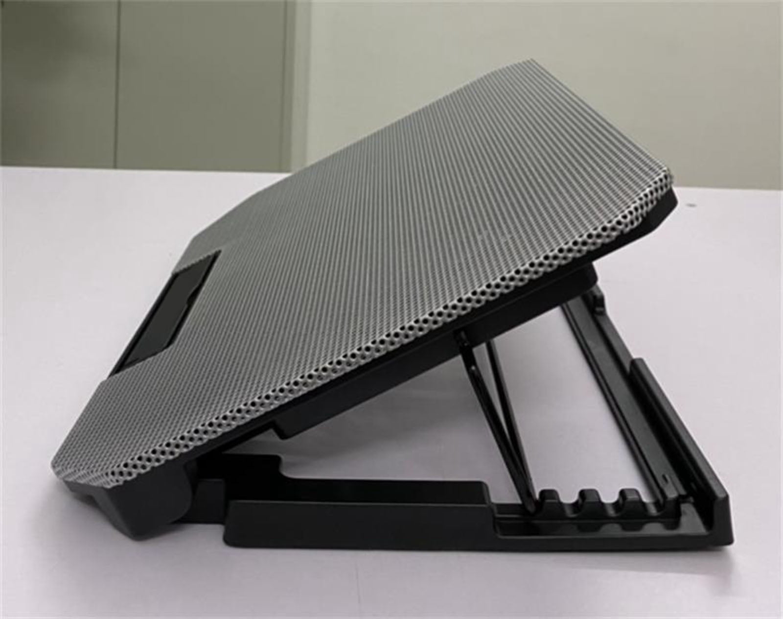 RUISINERY Gaming Laptop Cooling Pad with 2 Fan 2 USB Port Tablets Stand For Notebook Cooling Pad Adjustable Holder Bracket