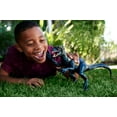 thumbnail image 4 of Jurassic World Traque et Attaque Figurine Indoraptor, 4 of 6
