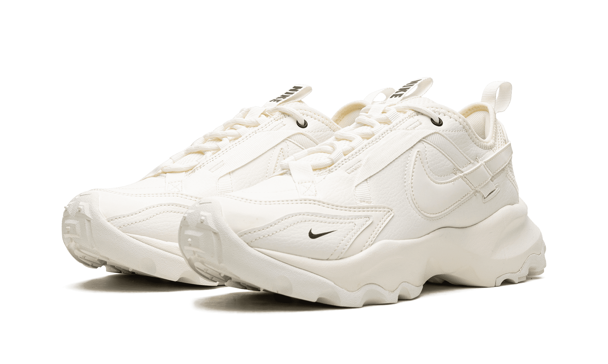 NIKE WOMENS TC 7900 MNS WMNS DD9682 100 from Stadium Goods