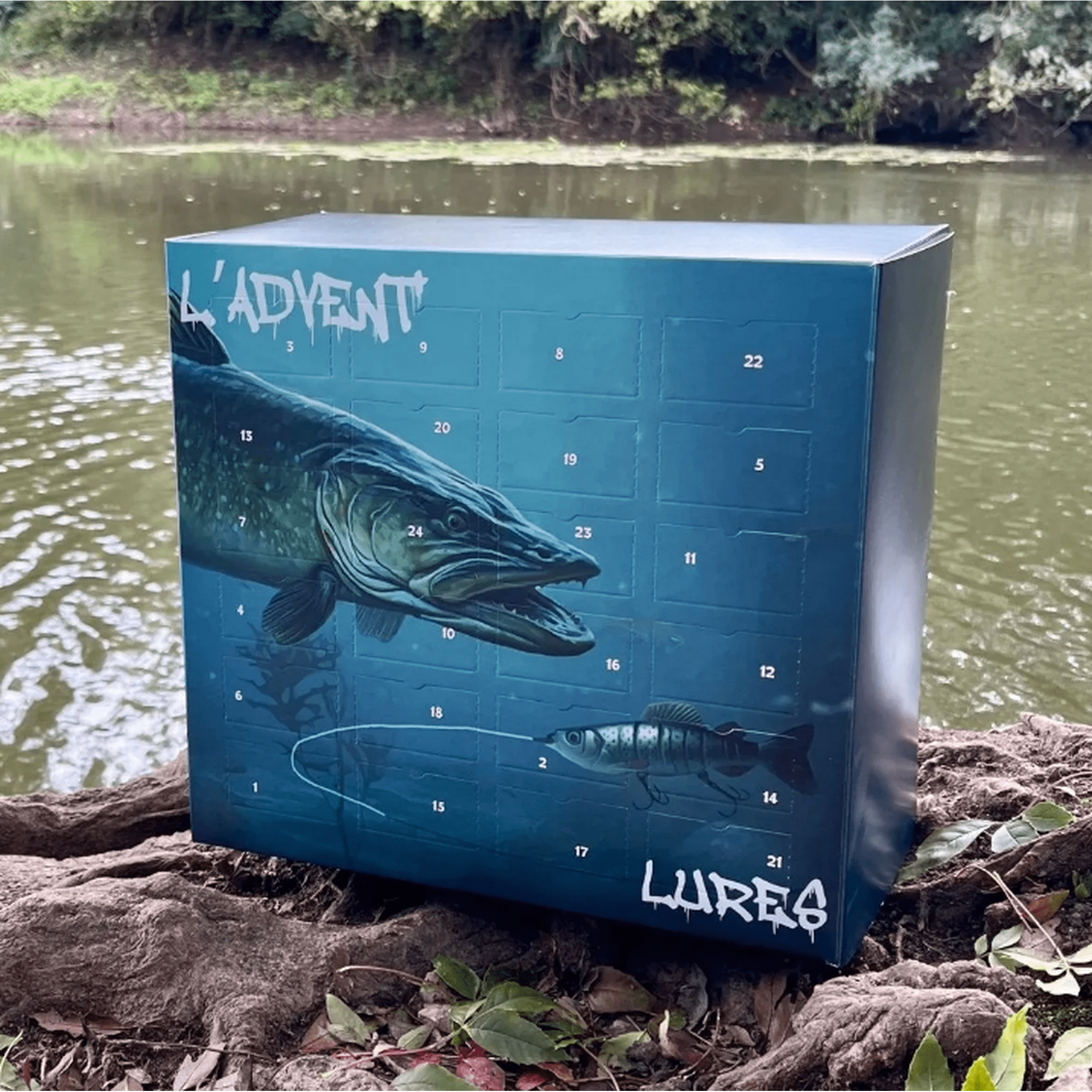 Fishing Lures Set 2026 Advent Calendar Xmas Surprise Gift Box Lifelike 3D Eye Crankbait VIB Frog Spoon Soft Bait Tackle Kit for Fresh Saltwater Anglers