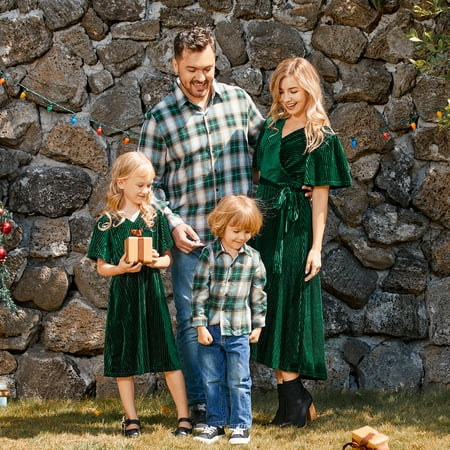 

Family Matching Outfits Set Mommy and Me Green Velvet Ruffle Short Sleeve Elegant Dress Baby Girls Romper Men Long Sleeve Button up Lapel Collar T Shirt Sets