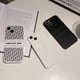 thumbnail image 3 of Funda Blanca Negra Para Teléfono iPhone 14ProMax 11 12 13 Pro Max 7 8 Plus X XR XS Protectora Completa Patrón Letra D De Lujo, 3 of 4