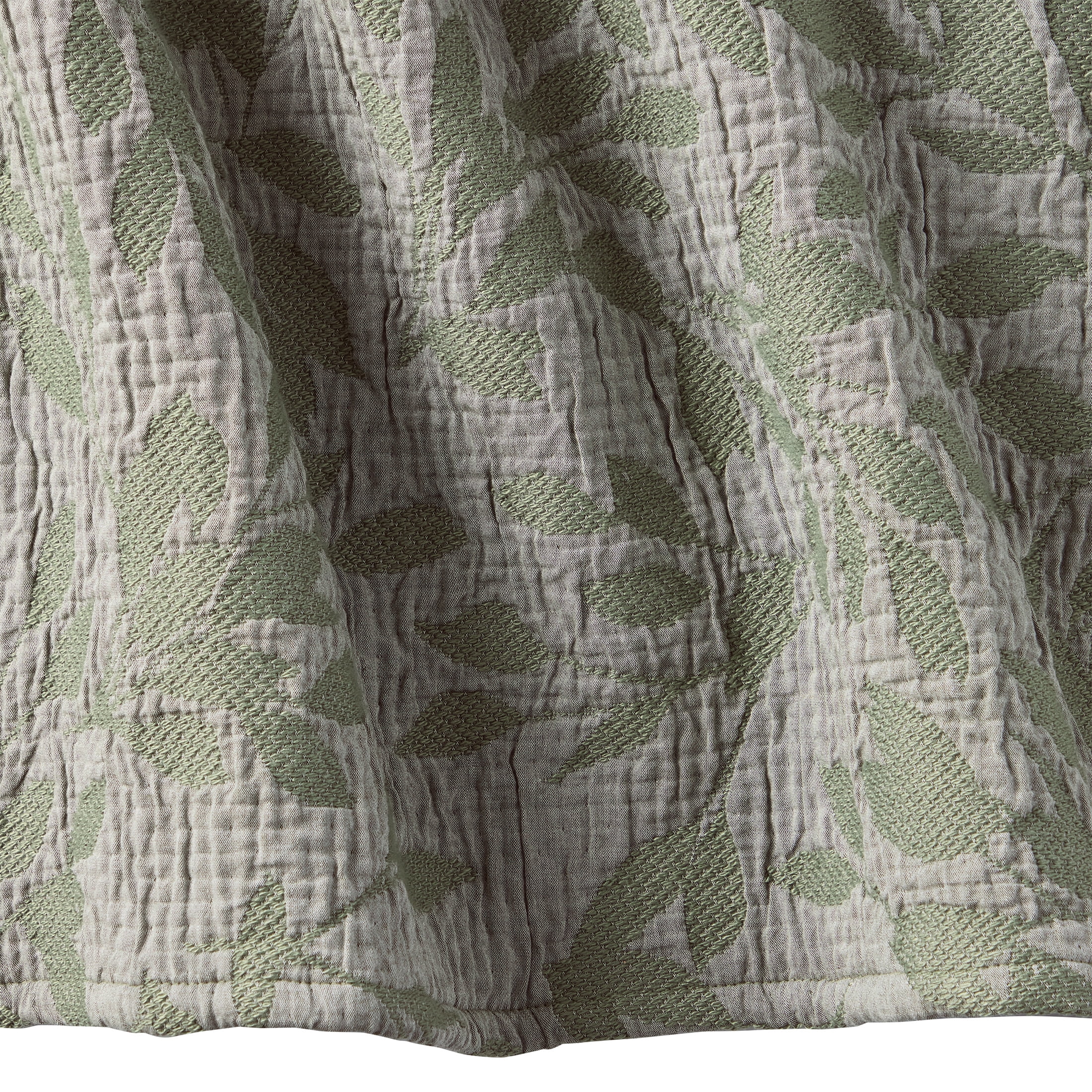 Better Homes & Gardens Dark Cilantro Botanical Double Cloth Cotton King Quilt