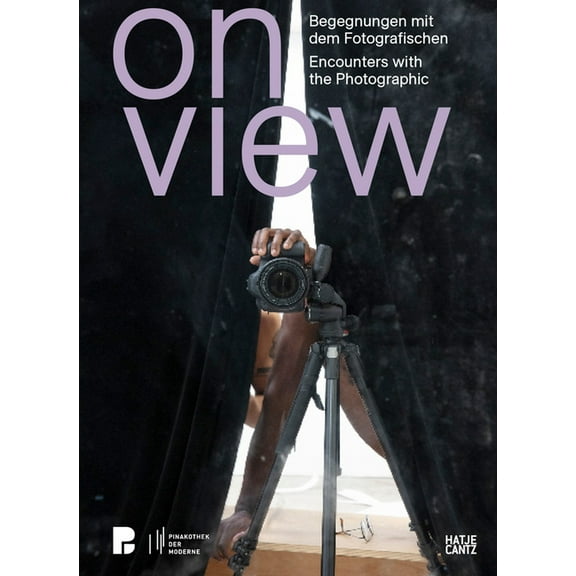 On View: Encounters with the Photographic, (Paperback)