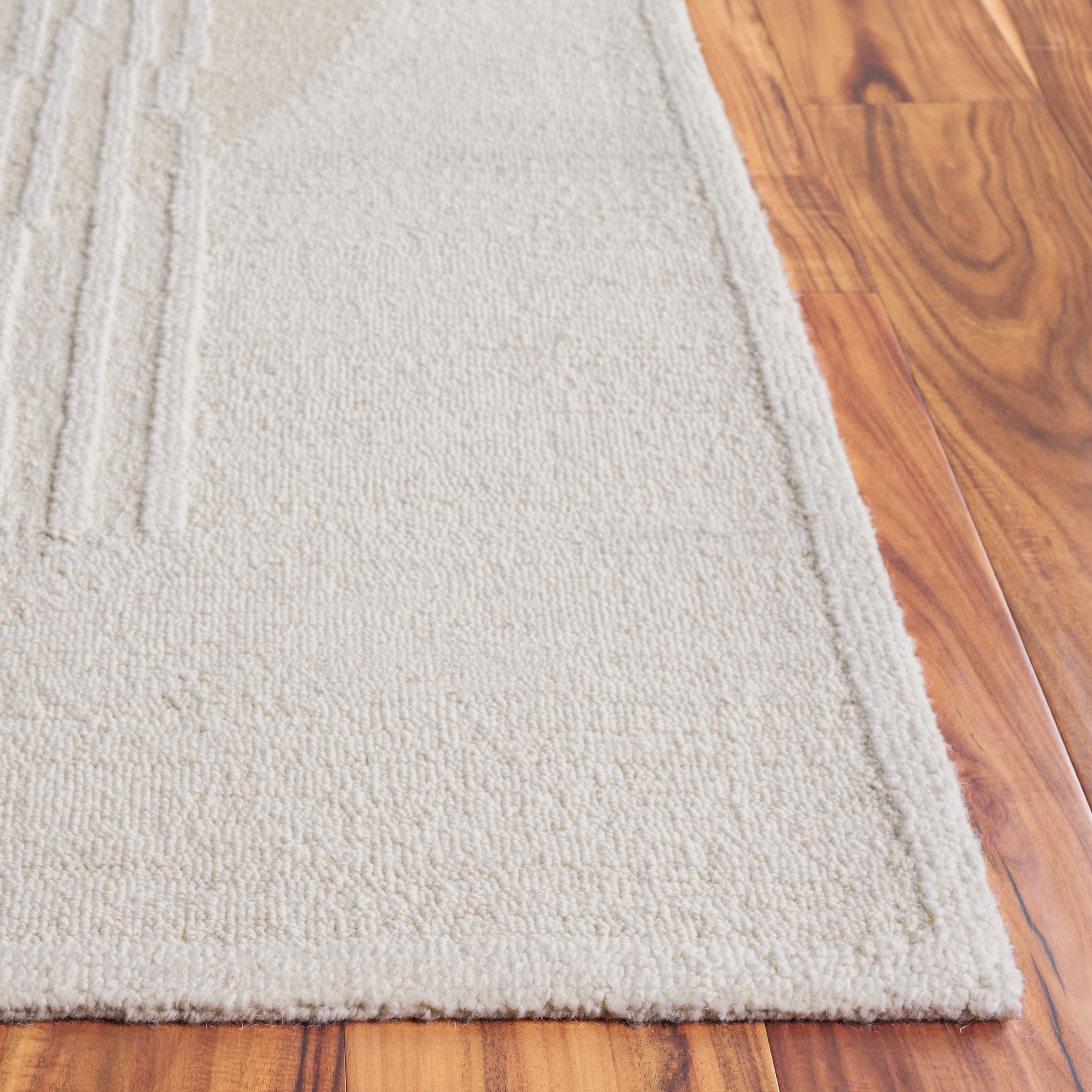 SAFAVIEH Rodeo Drive Robbie Abstract Area Rug, Ivory/Beige, 4' x 6'