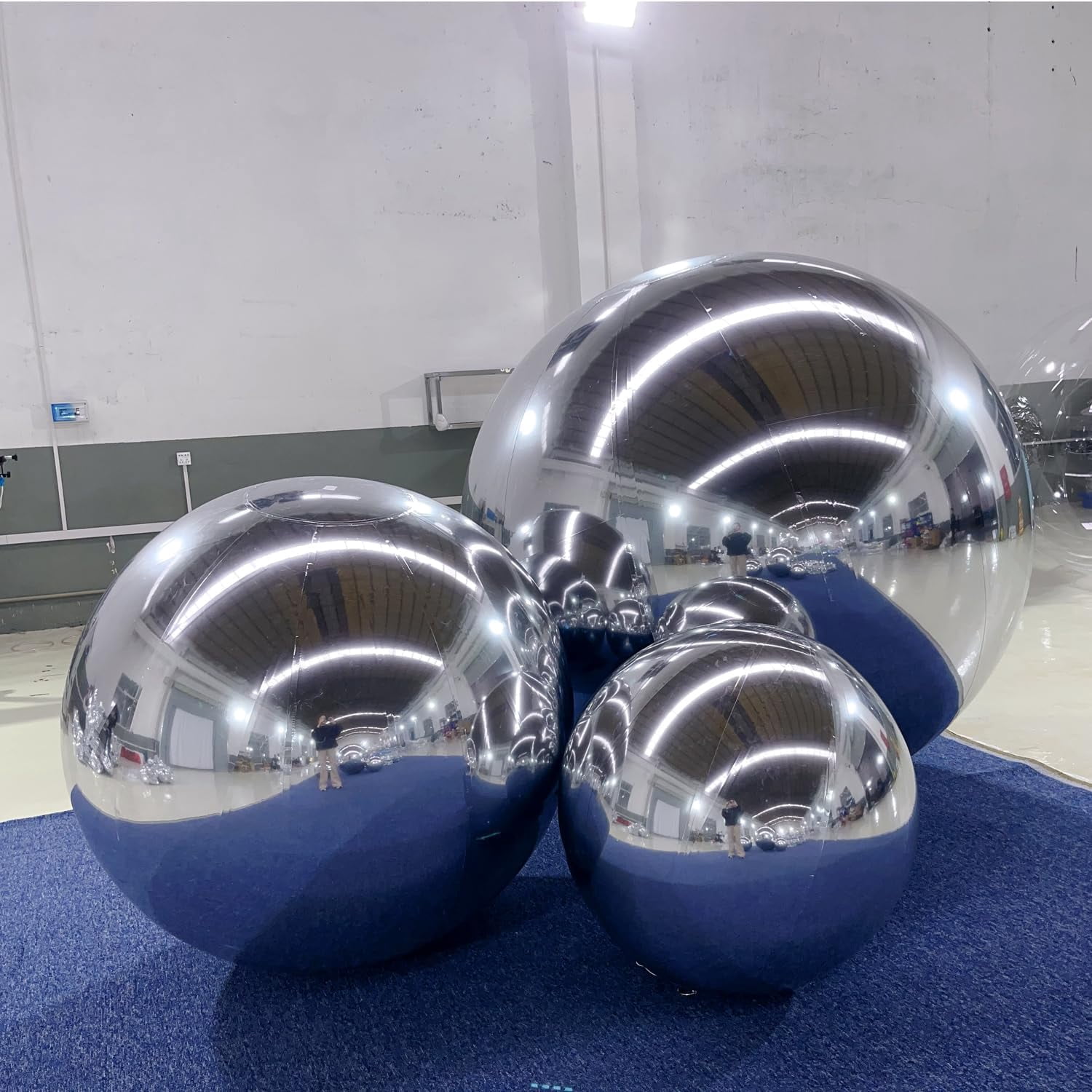 Silver Inflatable Mirror Ball Set - Sealed Shinny Balls Reusable Giant Mirror Balloon Sealed Disco Sphere For Wedding Nightclub Party Stage Hanging Decoration(3pcs1pack)