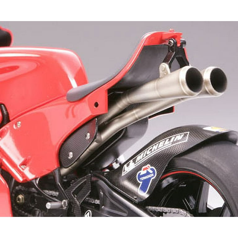 Tamiya 14101 1/12 Ducati Desmosedici Racing Motorcycle Tamiya 14101 1/12 Ducati Desmosedici Racing Motorcycle