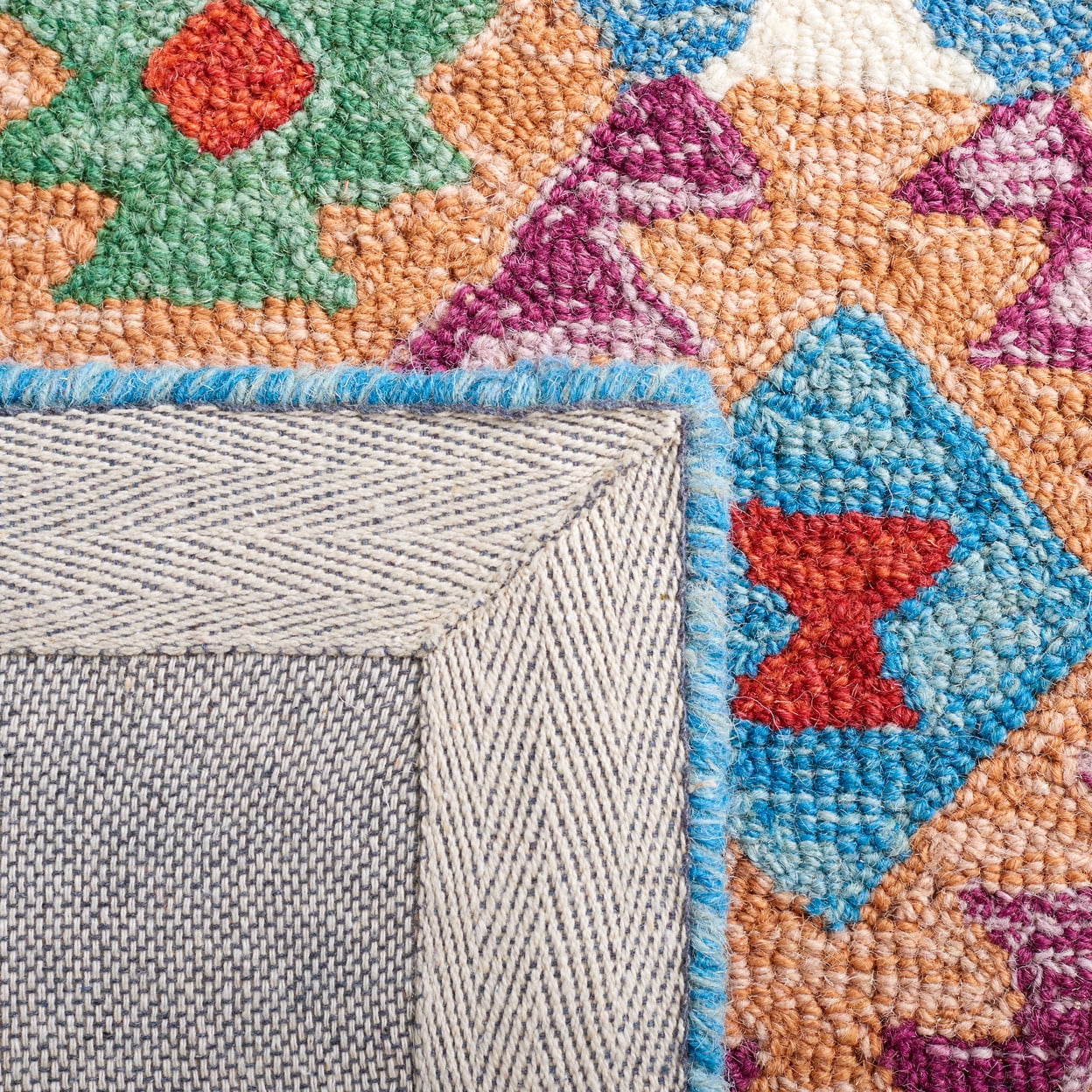SAFAVIEH Aspen Oralee Geometric Area Rug, Light Blue/Beige, 7' x 7' Round