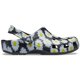 thumbnail image 2 of Zuecos Clásicos Estampados Florales Crocs Negro Margarita Talla 6 Mujer/4 Hombre, 2 of 8