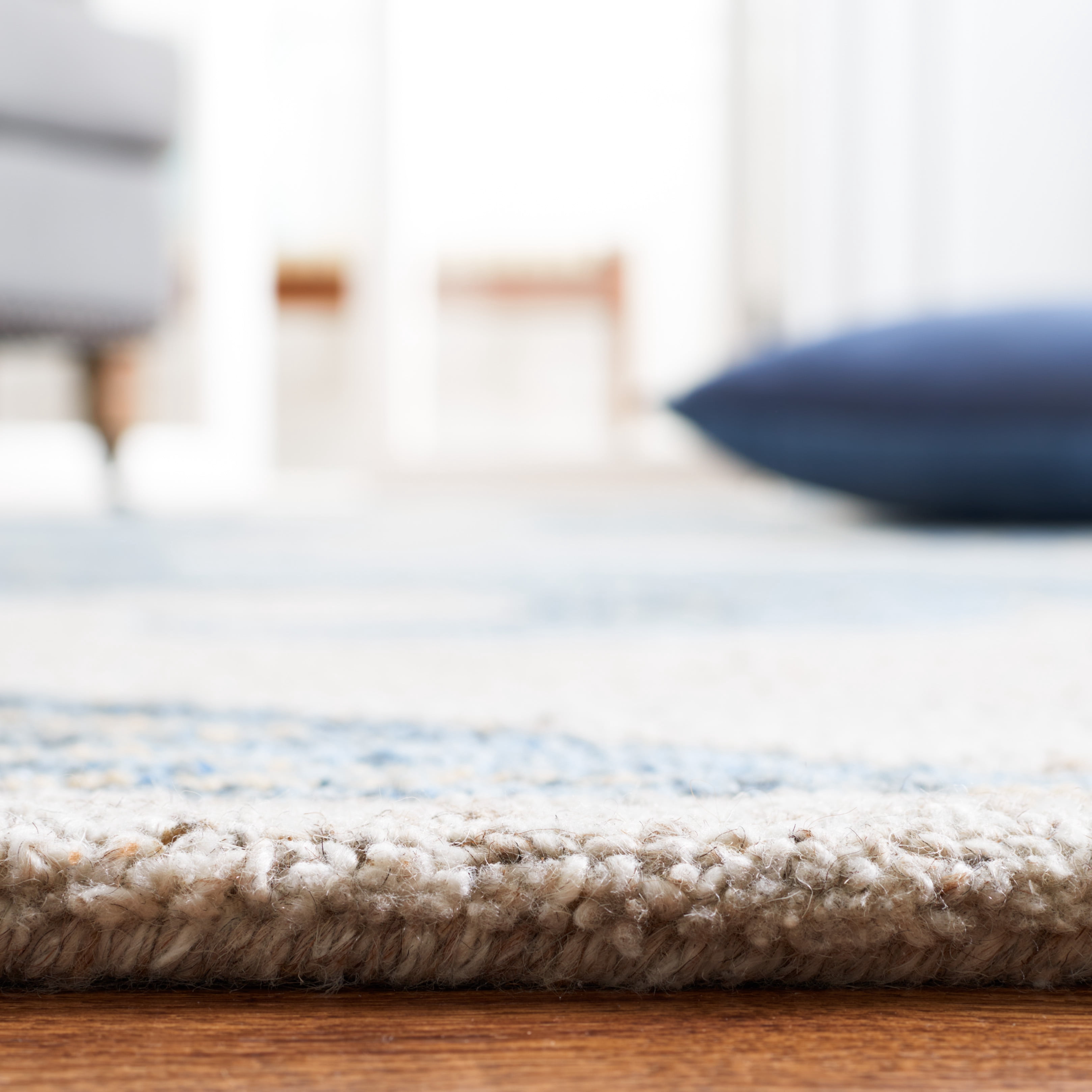 SAFAVIEH Abstract Parker Floral Runner Rug, Beige/Blue, 2'3" x 8'