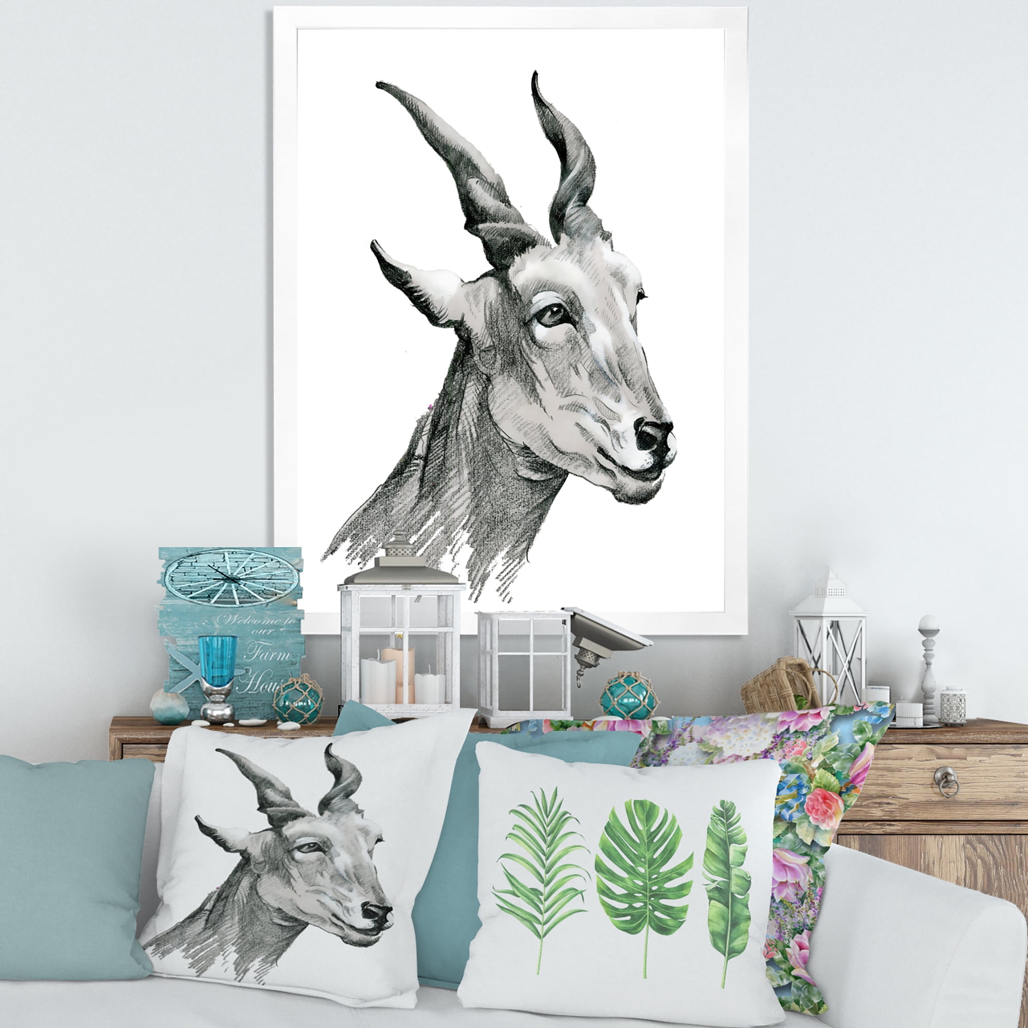 Designart 'Black and White Portrait Of Goat I' Farmhouse Framed Art Print