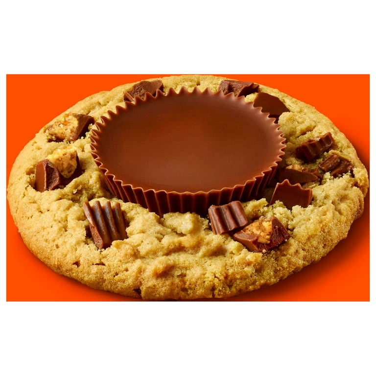 REESE'S Milk Chocolate Peanut Butter Snack Size Cups, Candy Bag, 10.5 oz