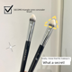 thumbnail image 1 of Brocha correctora cónica triangular que cubre marcas de viruela, ojeras y surcos lacrimales Brocha correctora iluminadora Herramientas de maquillaje, 1 of 4