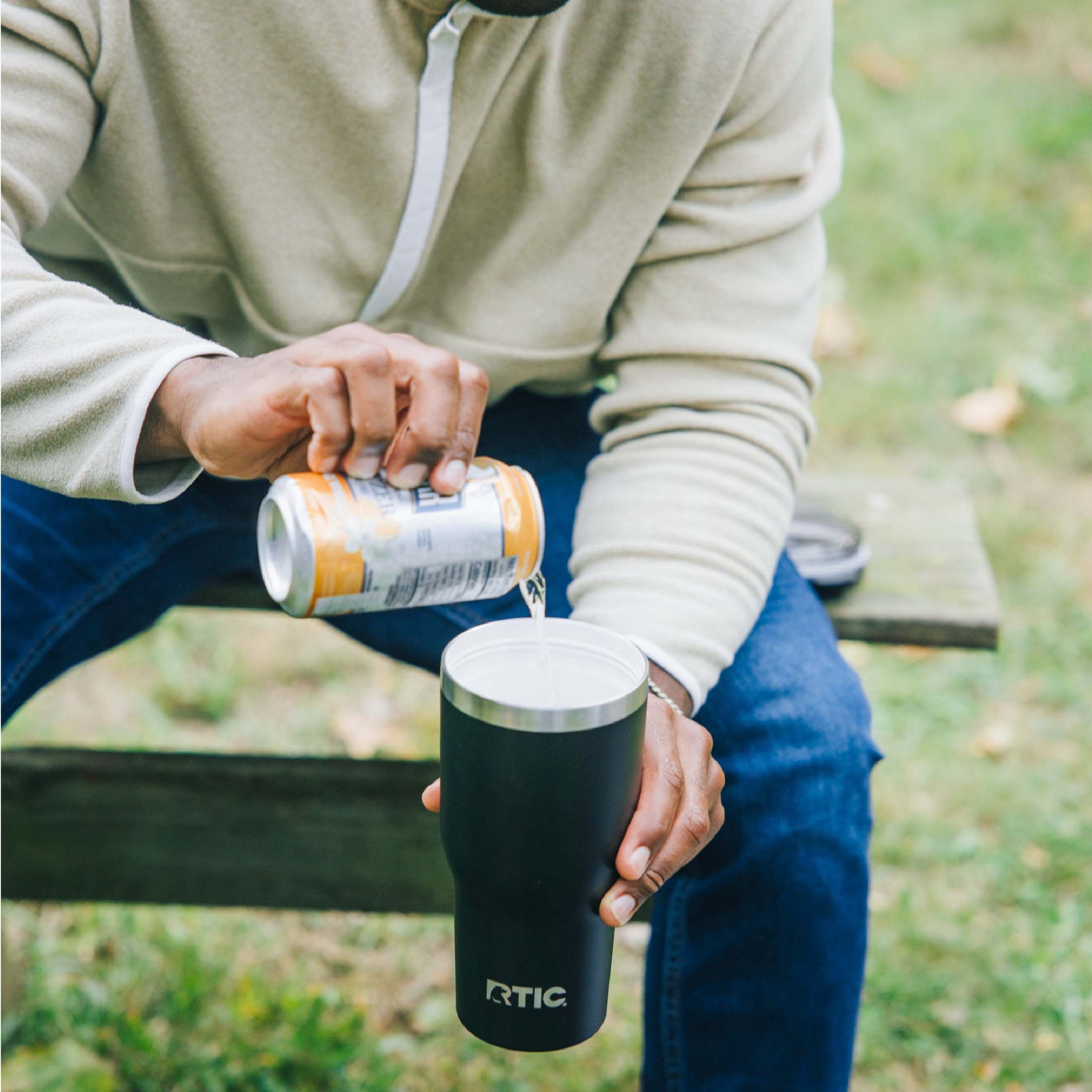 RTIC 20 oz Ceramic Lined Insulated Essential Tumbler with Leak-Resistant Lid, Graphite