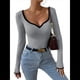 thumbnail image 3 of Camiseta de Larga con Escote Corazón para Mujer, de Punto Acanalado y Ribete en Contraste. Gris L, 3 of 8