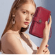 thumbnail image 3 of Antirrobo Xtellar Gran Capacidad Cartera Para Mujer Billetera Retro Color Rojo, 3 of 4