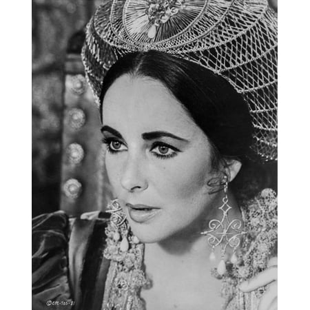Elizabeth Taylor Portrait Photo Art Print - 8x10 Inch Hollywood Glamour Poster