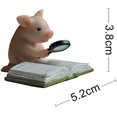 thumbnail image 2 of Figura de cerdo de jardín de hadas en miniatura - Mini cerdo de lectura, 2 of 3