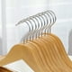 thumbnail image 1 of Perchero para colgar ropa, perchero de madera, perchas sin ropa con gancho giratorio de grado, percha para ropa de primera línea, 1 of 5