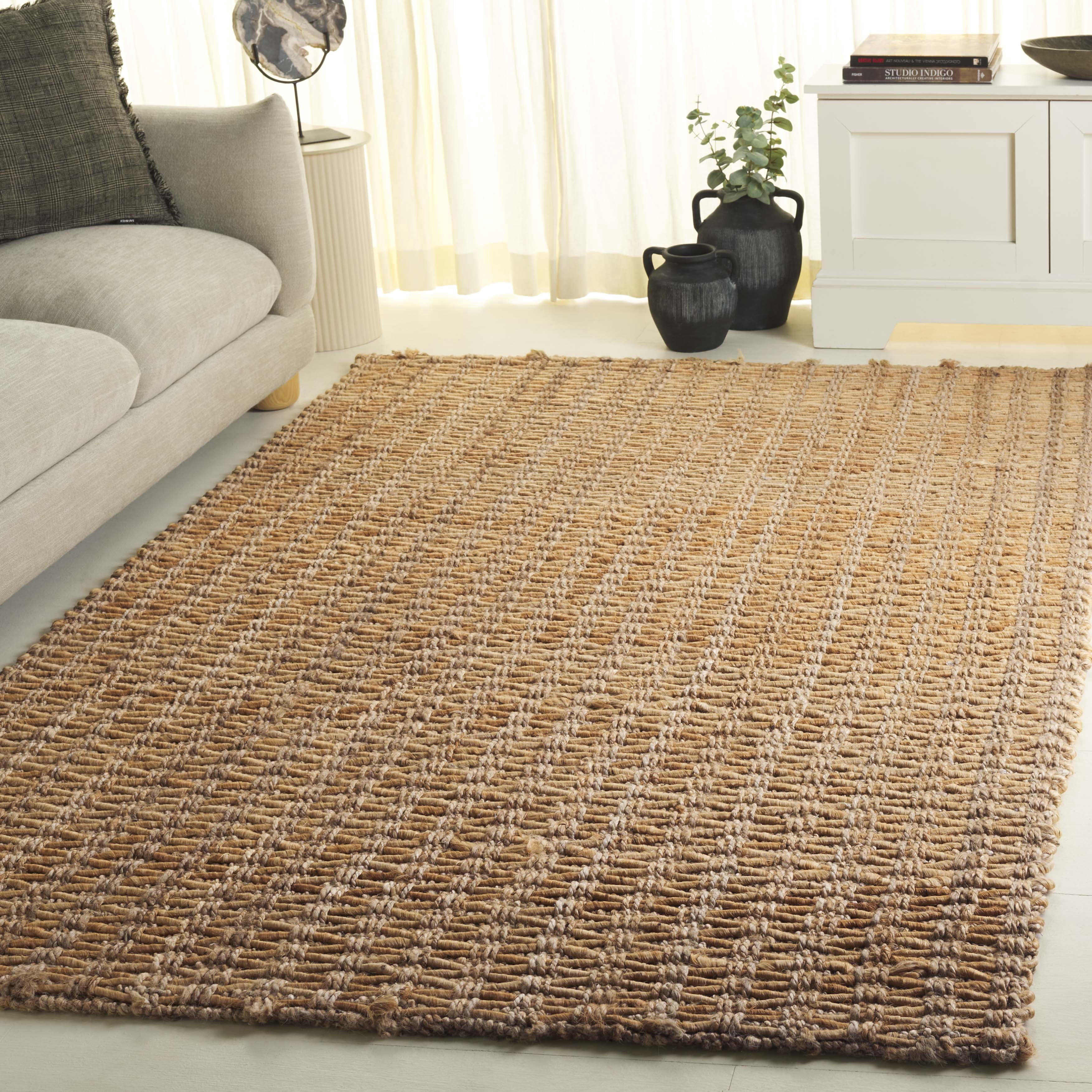 SAFAVIEH Natural Fiber Brittania Solid Area Rug, Natural, 4' x 6'