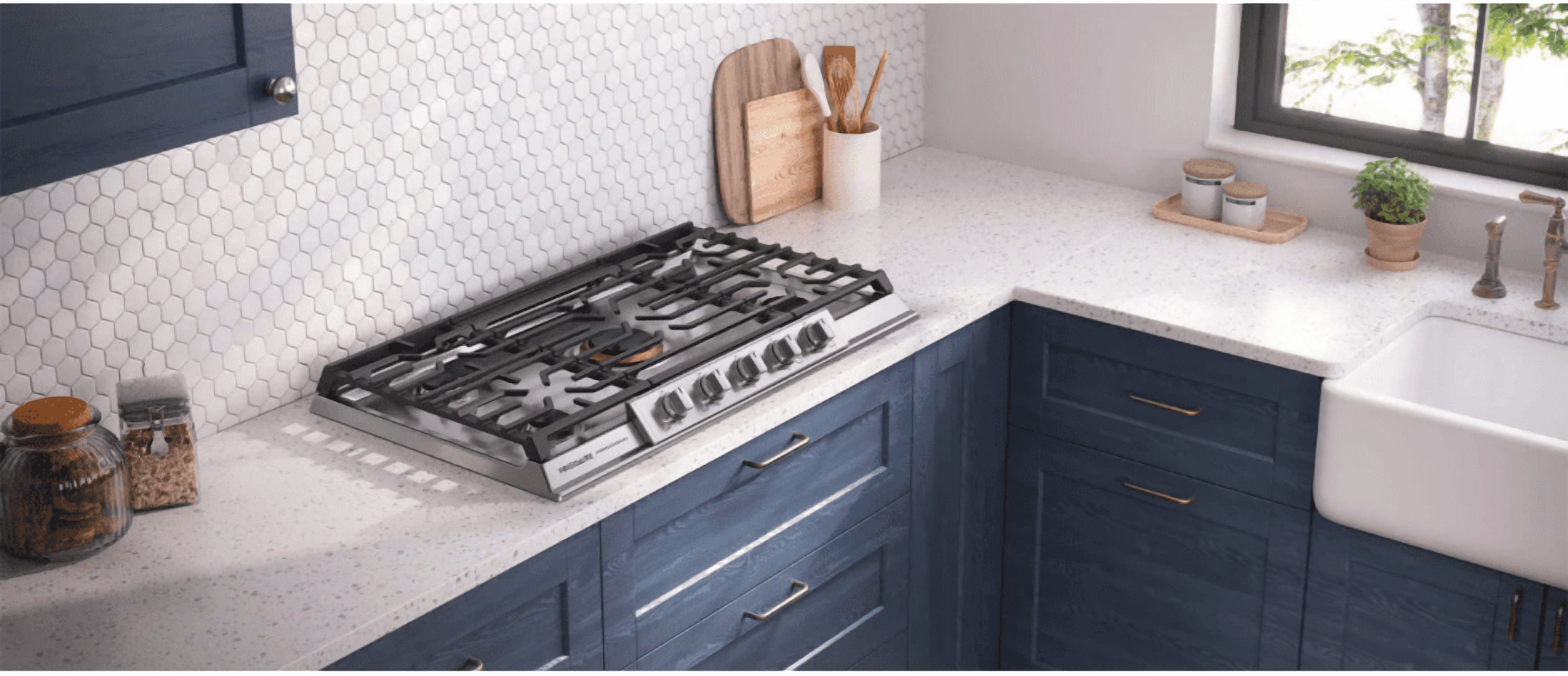 Frigidaire Pccg3680a Professional Series 36" Wide 5 Burner Natural Gas Rangetop -