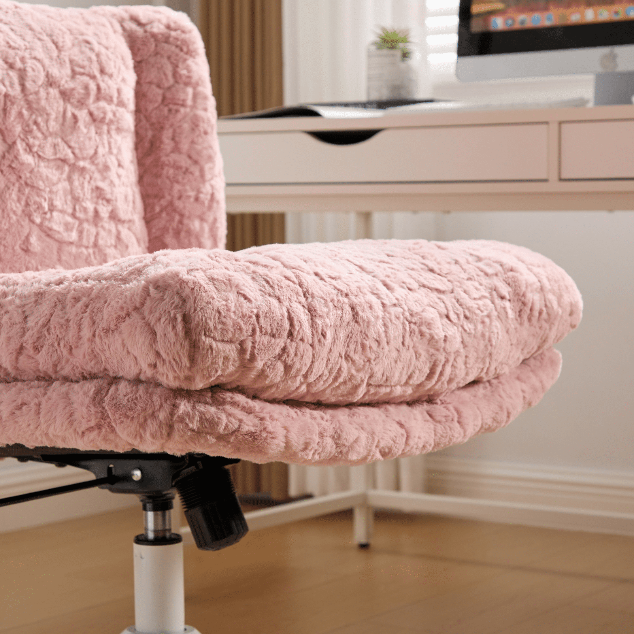 SESSLIFE 26.4 inch Wider Seat Office Chair, Artificial Rabbit Hair Home Office Chair with Metal Base, Adjustable Desk Chair Swivel Office Chair, Vanity Chair(Pink)