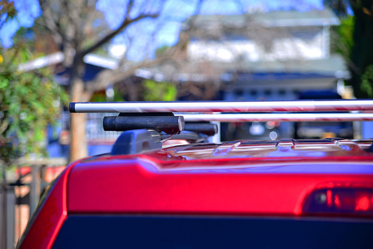 Allen Sports 53 in. Locking Aluminum Roof Bars For Vehicles with Raised Factory Roof Rails - image 3 of 7
