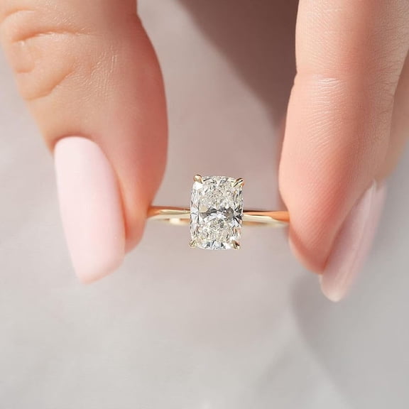 Diiro Elegant 14K Yellow Gold Vermeil Cushion Cut Ring, Moissanite Diamond Solitaire Engagement Ring for Women, Classic 4-Prong Wedding Promise Ring